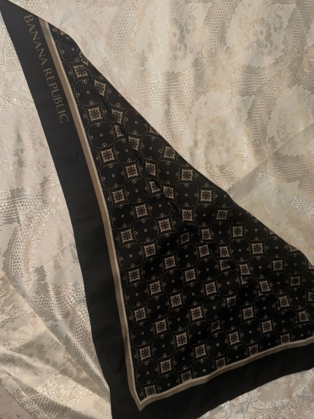 Banana republic bandana scarf